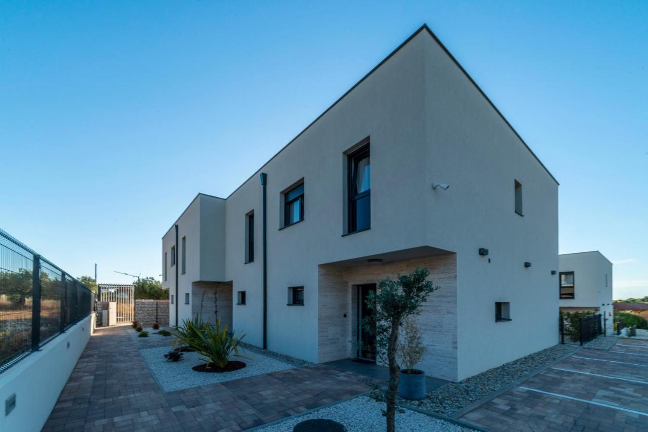 Pinna Residence - Datul Pula Exterior foto